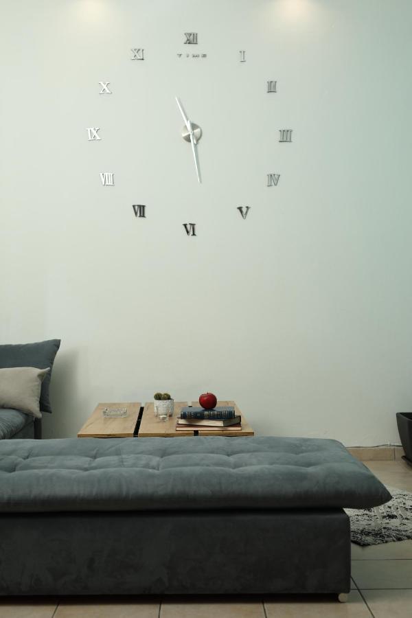 Nikea Apartment Near Piraeus Port And Metro St I Exterior foto
